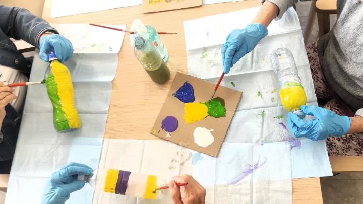 Vivir con propósito: los centros de día como columna vertebral de un nuevo envejecimiento