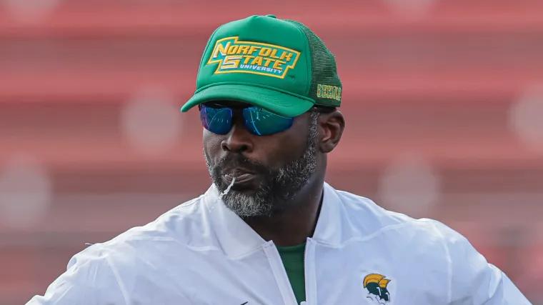 Virginia Tech boosters pushed Mike Vick to Norfolk State Spartans job, may replace Brent Pry with ex