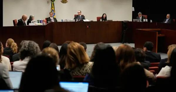 Panel de Jueces condena a Bolsonaro