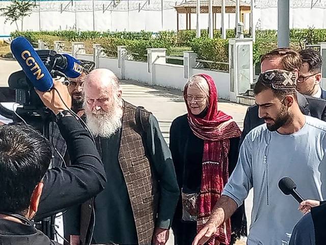 Elderly British couple released by Taliban arrive in Qatar