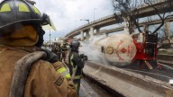 CDMX pone a disposición número telefónico para localizar a afectados por la explosión de pipa