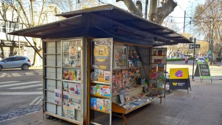 Habilitan a las paradas de diarios a prestar servicios de casilla de correo