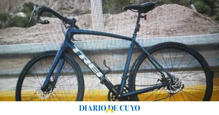 Tragedia del ciclista en Ullum: no logran identificar a la víctima y buscan dar con la familia