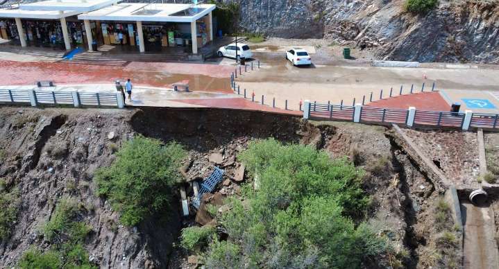Protección Civil atiende afectaciones por tormentas en Guaymas