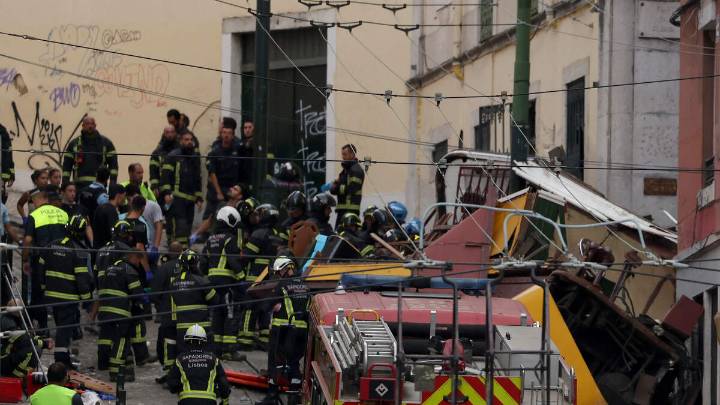 Over A Dozen People Killed In Funicular Railway Crash