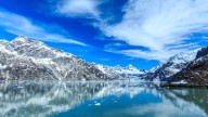 Los científicos no dan crédito: un misterioso fenómeno está tiñendo de naranja los ríos de Alaska