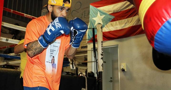 Oscar "Pupilo" Collazo afina detalles para su defensa contra Jayson Vayson