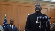 New poll shows Chicagoans strongly oppose tax increases Mayor Johnson and allies have floated