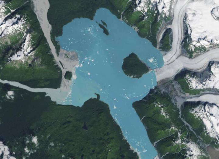 Retreating Alsek Glacier reveals new island in southeast Alaska