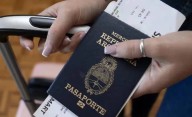 Son miles los pasaportes defectuoso de argentinos: cómo detectar la falla que es invisible a los ojos y dónde reclamar