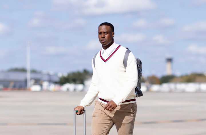Travis Etienne Jr. Net Worth 2025: Salary, Contract, Career Earnings and More Discover Travis Etienne Jr.’s net worth in 2025, including his NFL salary, contract breakdown, career earnings, and brand 