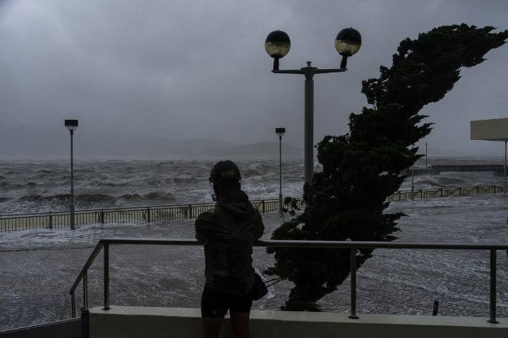 Inundaciones provocadas por el tifón Ragasa han dejado al menos 14 muertos en el este de Taiwán