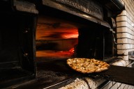 Iconic New England pizza restaurant coming to The Big E, but only for a few days