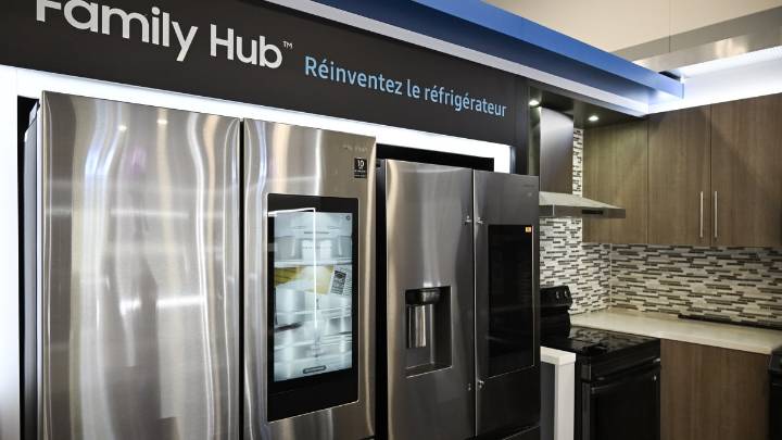 Samsung turns smart fridges into advertising platforms in new test