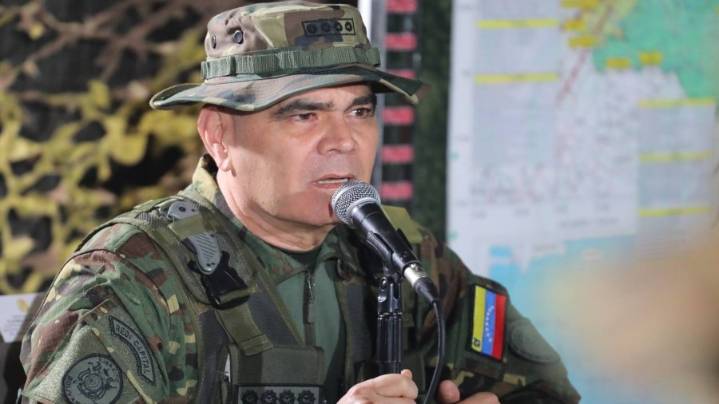 Ministro Padrino López: «No se está militarizando a la sociedad sino creando conciencia sobre la patria»