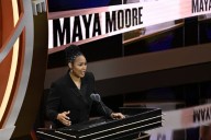 Athletes inducted to 2025 Hall of Fame class in night of tears, memories