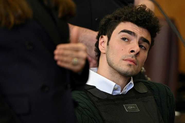 Luigi Mangione returns to court for 1st time in 5 months