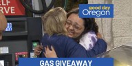 FOX 12 Surprise Squad gas giveaway