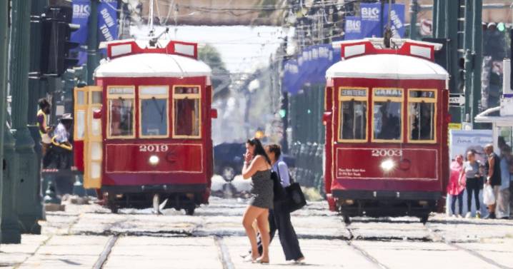 Cold front drops humidity for New Orleans, Baton Rouge