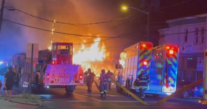 Trenton, New Jersey fire kills 18-year-old, destroys 7 homes