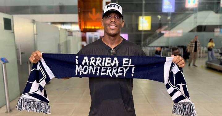Anthony Martial lanza mensaje a Gignac tras reforzar a Rayados de Monterrey