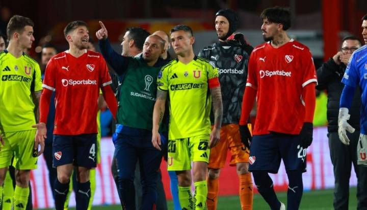 La reacción de un ex Colo Colo por fallo de la Conmebol: "Gracias por seguir destruyendo"