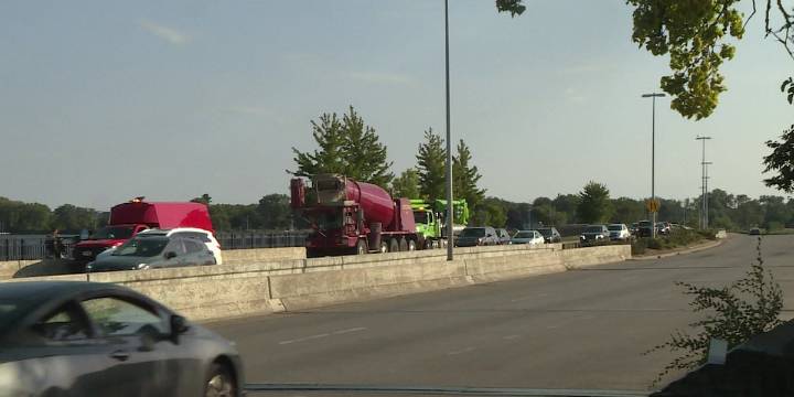 Major lane closures and construction coming to John Nolen Drive next month