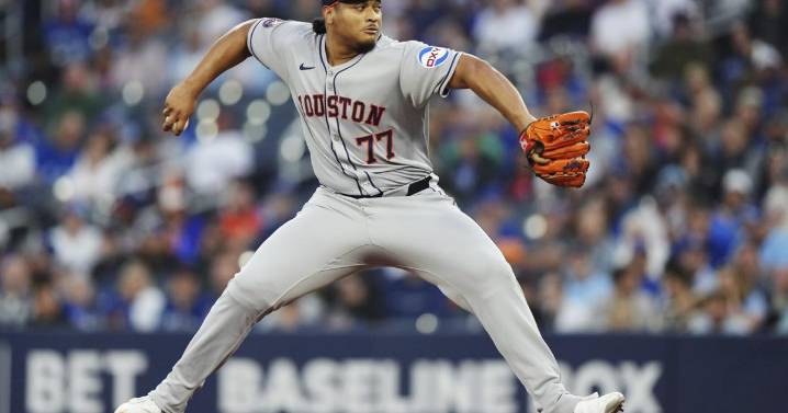 Astros RHP Luis Garcia exits start against Blue Jays in 2nd inning with apparent injury