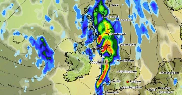 Met Office warns Scots to prepare 'emergency' kit with three items