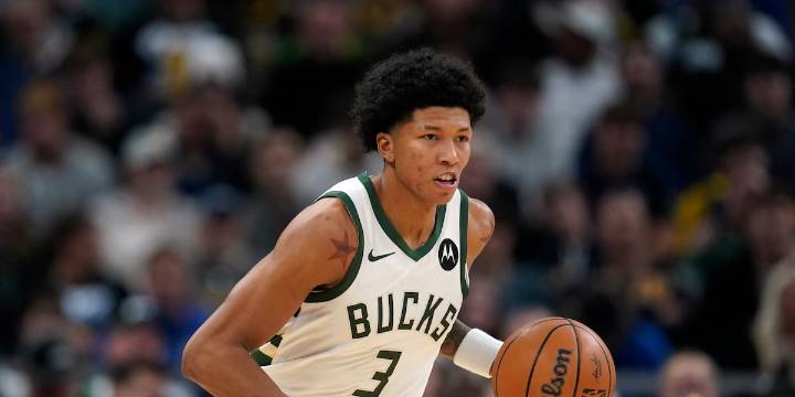 Blazers sign 3 as training camp for 2025