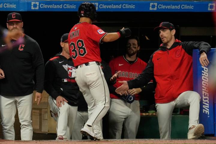 Guardians celebrate 3-2 victory over Royals