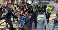 VIDEOS | Termina en caos rodada de Sandra Cuevas: moteros ebrios y atropellamiento