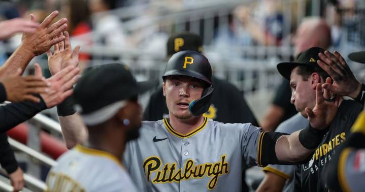 Olson, Snitker ejected as Braves fall to Pirates