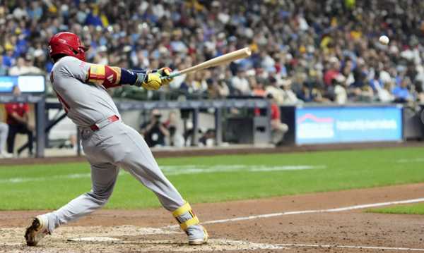 Cardinals drop 4th straight, 8