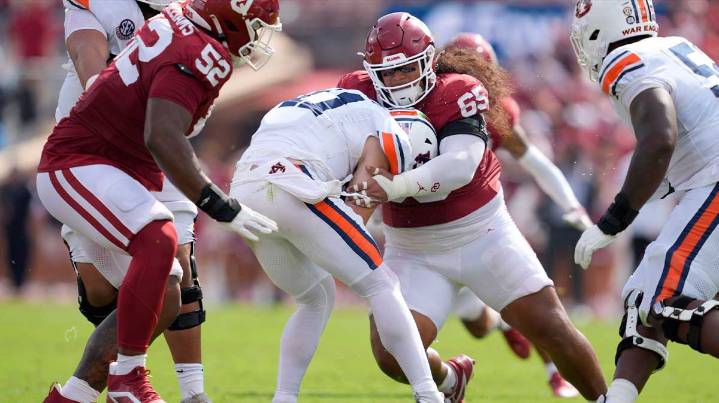 Oklahoma makes history with unreal number of sacks vs. Auburn