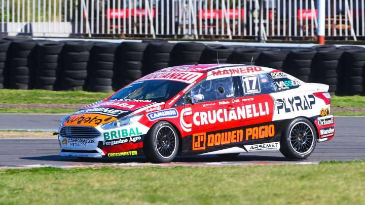Turismo Nacional: buena presencia de la región en la carrera de los 200 pilotos antes de Rosario