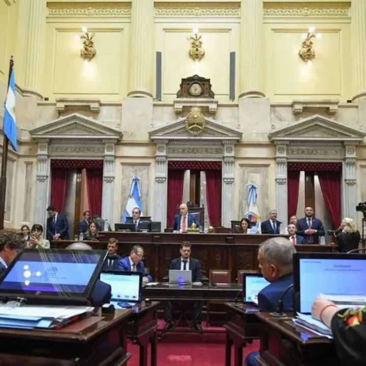 Acosado por denuncias, Milei se prepara para otra semana de disgustos en el Congreso