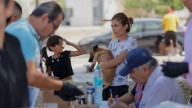 Salud Municipal de Gómez Palacio lleva brigada de vacunación de mascotas a Las Agavias