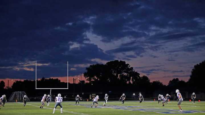 Live high school football scoreboard for Central…