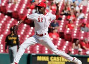Reiver Sanmartín, al roster principal de los Rojos de Cincinnati