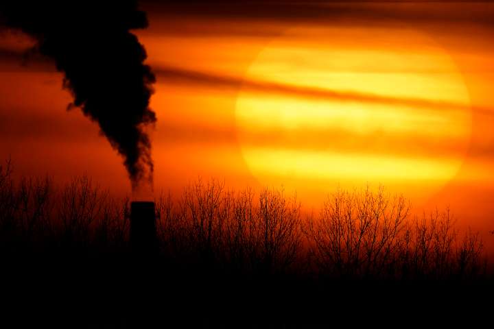 Carbon auction raises $446M as WA faces highest gas prices in nation