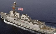 Denuncian que un destructor de EEUU asaltó un barco de pesca de Venezuela