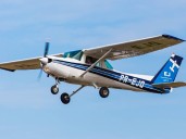 Avioneta se desploma y muere una joven reina de rodeo