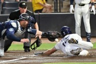 Deadspin | Rays pound 19 hits against M's, roll to 6th straight win