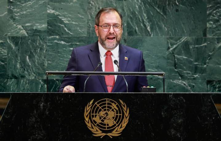 Venezuela dice que ‘amenaza militar’ de EE. UU. ‘viola carta de la ONU’