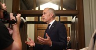 Prime Minister Mark Carney huddles with cabinet in Toronto ahead of fall sitting