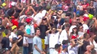 ¿Obra del karma? La reacción de un sector de la afición italiana al adelantamiento de Márquez a Bezzecchi