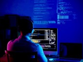 Fiscal de Quillota asume investigación tras denuncia contra el presunto ejército de bots de Kast y Republicanos en redes sociales
