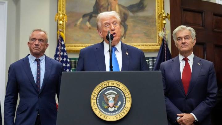 Trump makes unfounded claims about Tylenol and repeats discredited link between vaccines and autism