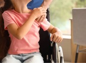 Plática en español para familias latinas con hijos con discapacidad